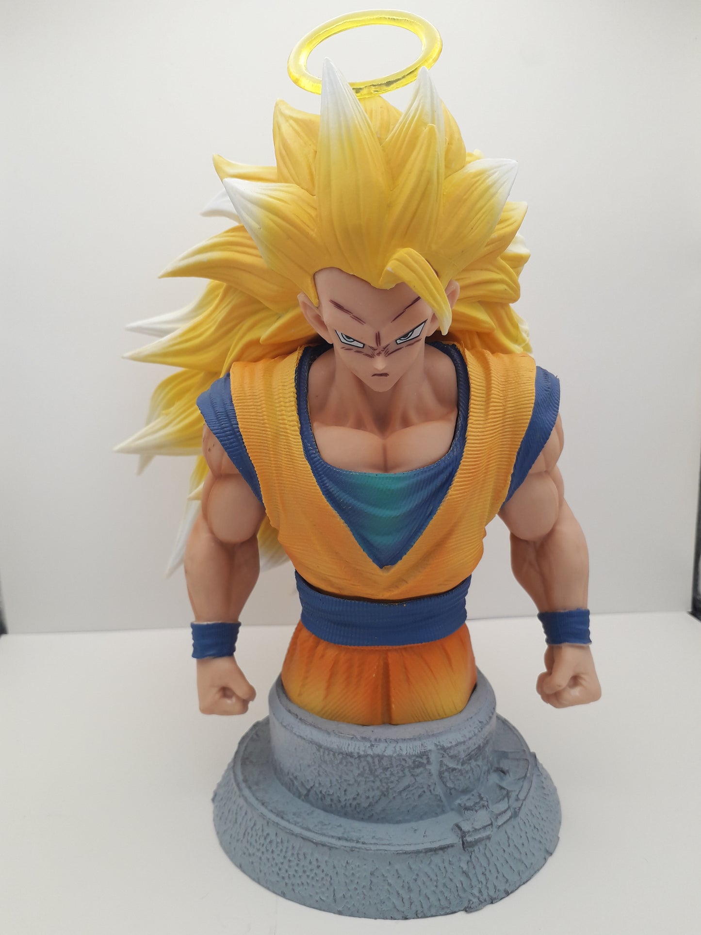 Dragon Ball Super Saiyan 3 Son Goku half buste anime figurine